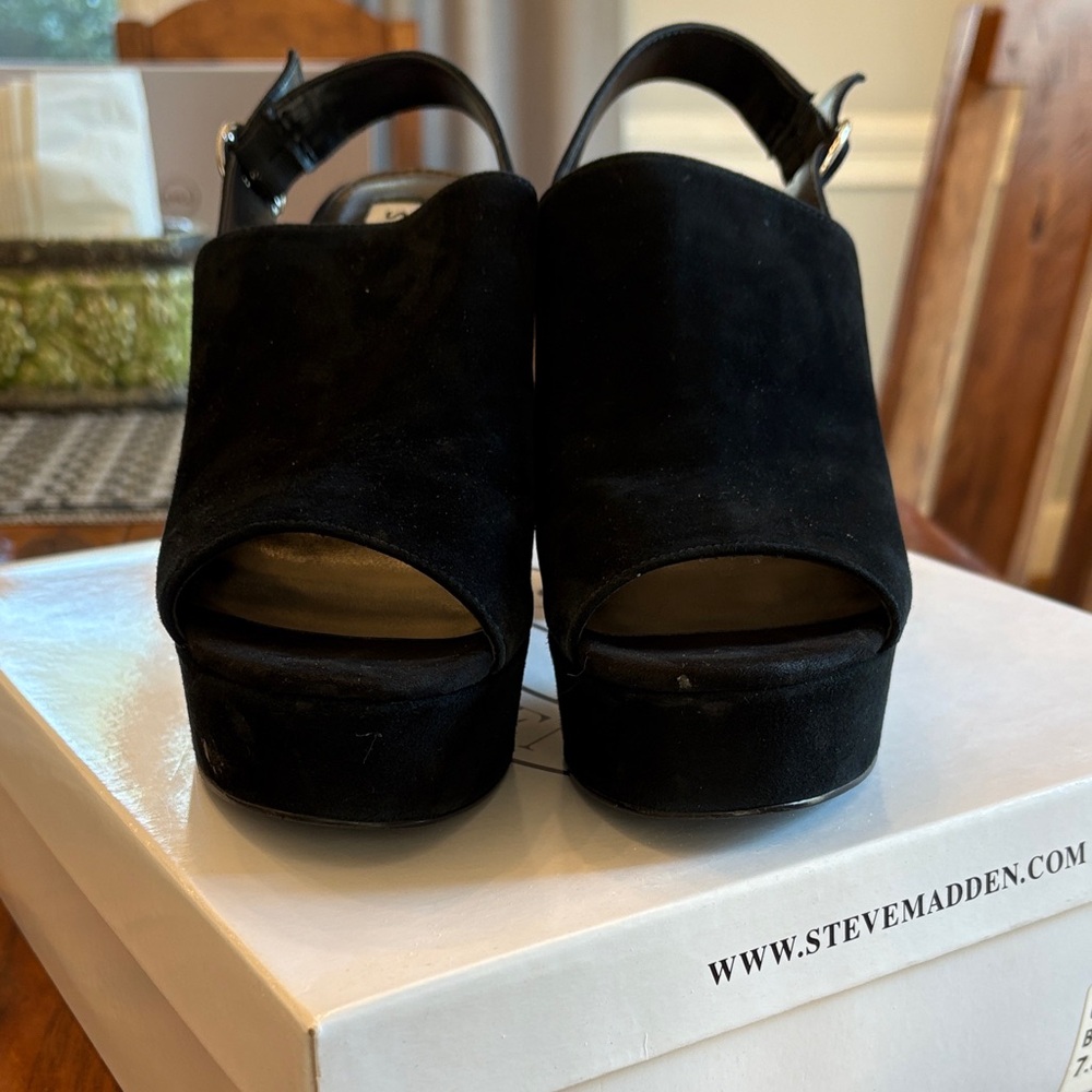 Steve Madden | Black Carter Suede Platforms Size 7.5